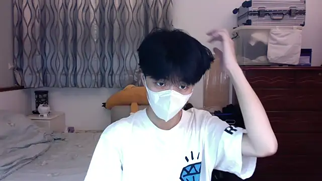 kai101010 online show from November 30, 2025, 2:07 pm