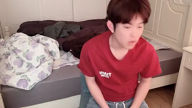 xlong00099 online show from December 1, 2025, 6:25 am