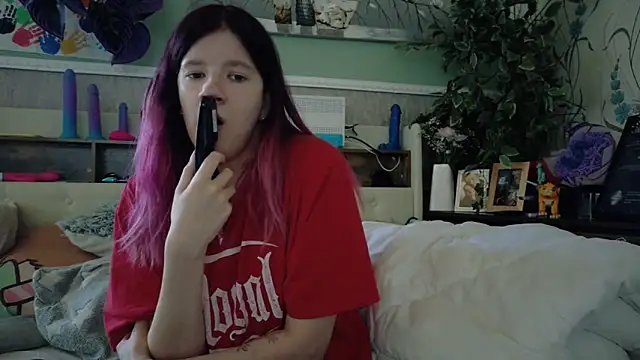 Hot SkinnyGirl online show from April 25, 2026, 2:25 pm