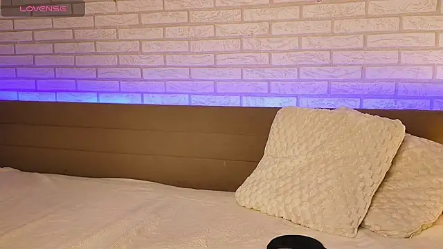 GarettVoss online show from November 17, 2025, 6:50 am