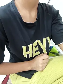 Snapshot of sassyishhu76 chatting on February 22, 2026, 2:30 pm sassyishhu76 online show from February 22, 2026, 2:30 pm