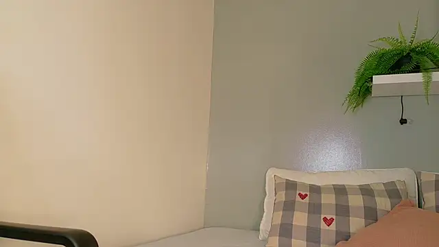 KeendraFox  online show from October 29, 2025, 10:14 am