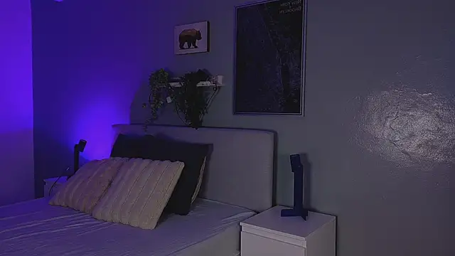 KeendraFox  online show from March 20, 2026, 10:16 am