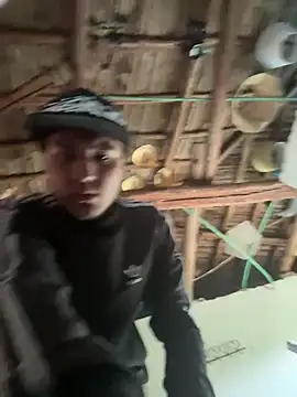 Snapshot of El_awo_ chatting on January 15, 2026, 8:12 pm El awo online show from January 15, 2026, 8:12 pm