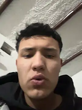 Snapshot of El_awo_ chatting on February 28, 2026, 4:45 am El awo online show from February 28, 2026, 4:45 am