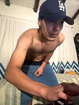 Snapshot of El_awo_ chatting on December 2, 2025, 2:19 pm El awo online show from December 2, 2025, 2:19 pm