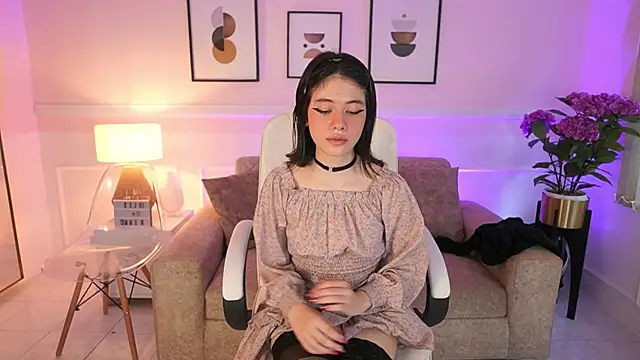 BillieBrownn online show from October 18, 2025, 7:05 pm