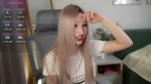 Laura Obsidian online show from October 15, 2025, 2:36 pm