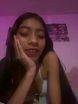 Lamorena Hot online show from September 18, 2025, 4:04 am