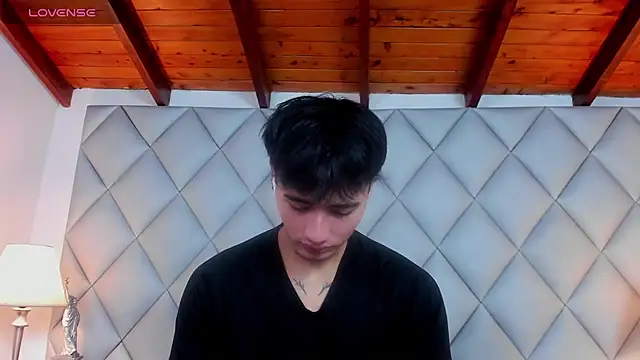 Clement Reyes online show from November 28, 2025, 12:38 pm