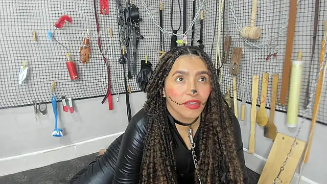 BDSM MEDUZA online show from April 16, 2026, 2:12 am