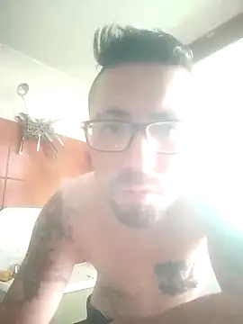 Lionardovssf35 online show from October 1, 2025, 8:24 pm