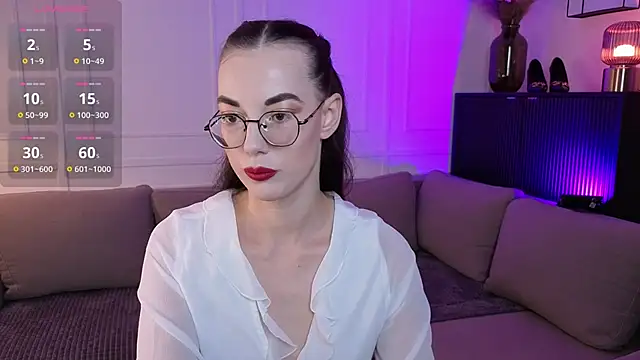 EmmaJakson online show from September 30, 2025, 2:12 pm