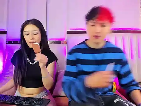 ANLLELOAndANGELA online show from November 6, 2025, 6:23 pm