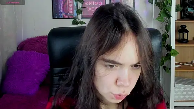 Snapshot of Elise_Noir chatting on October 25, 2025, 4:18 pm Elise Noir online show from October 25, 2025, 4:18 pm