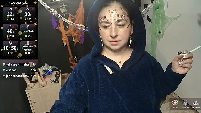 AgataThompson  online show from October 28, 2025, 7:51 am