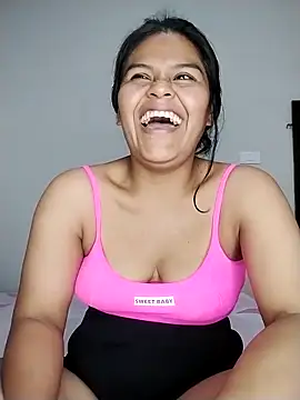 Karin 39 online show from April 10, 2026, 4:58 pm