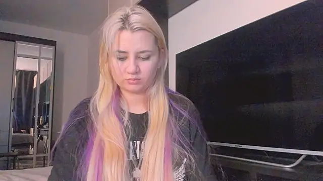 Snapshot of BarbaraSiren chatting on November 17, 2025, 12:58 am BarbaraSiren online show from November 17, 2025, 12:58 am