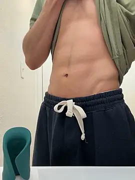 gymratforyouu online show from November 7, 2025, 12:15 am