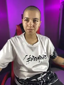 nicocoox online show from April 10, 2026, 8:49 pm