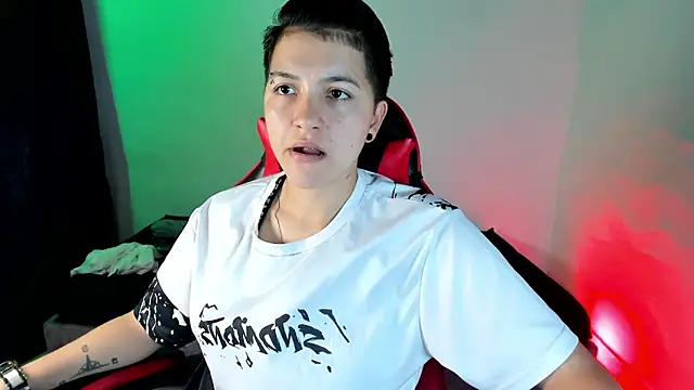 nicocoox online show from November 5, 2025, 1:52 am