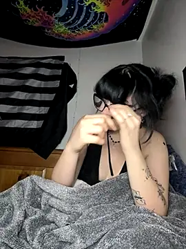 slttystargirl online show from October 14, 2025, 1:28 am