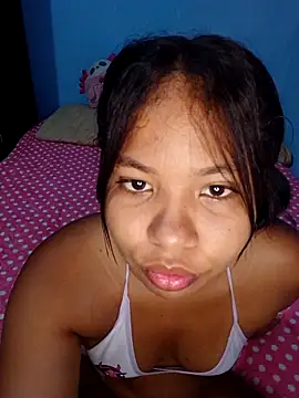 Snapshot of little_onixx chatting on November 21, 2025, 10:25 am little onixx online show from November 21, 2025, 10:25 am