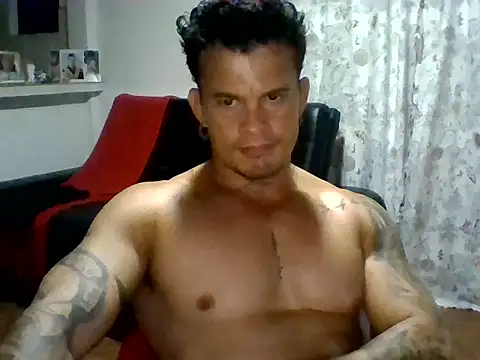 Snapshot of XavierFox1 chatting on September 21, 2025, 1:22 am XavierFox1 online show from September 21, 2025, 1:22 am