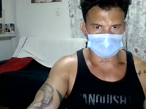 Snapshot of XavierFox1 chatting on September 19, 2025, 3:32 am XavierFox1 online show from September 19, 2025, 3:32 am