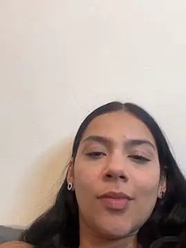 Mia fire666 online show from December 2, 2025, 5:20 am