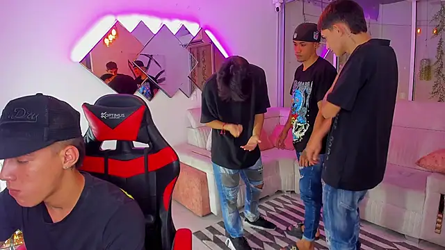 Houseofwarrios online show from November 19, 2025, 4:01 am