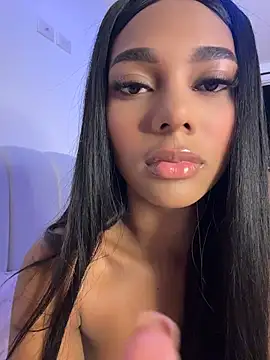 Snapshot of Savannahfisher chatting on July 18, 2026, 12:08 am Savannahfisher online show from July 18, 2026, 12:08 am