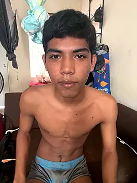 Snapshot of P4NT0J4 chatting on January 13, 2026, 9:30 pm P4NT0J4 online show from January 13, 2026, 9:30 pm