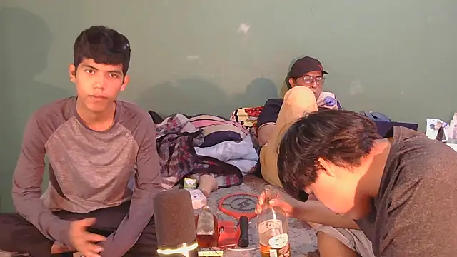 P4NT0J4 online show from March 8, 2026, 5:44 am