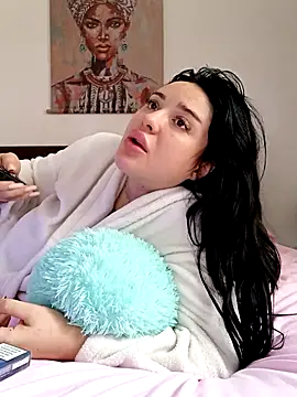 mariabloom9 online show from November 14, 2025, 7:56 am