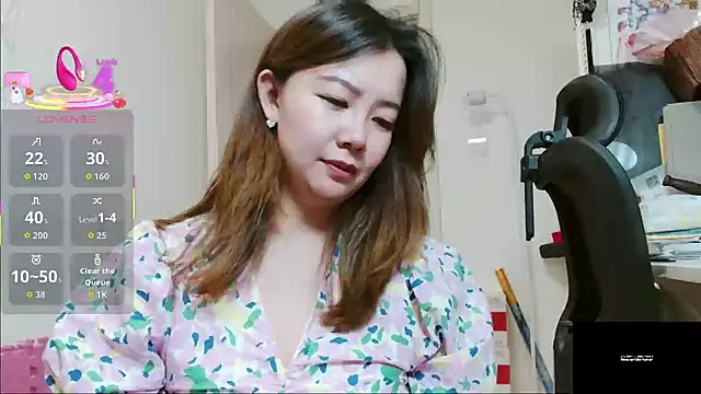 Snapshot of sallycui chatting on July 20, 2026, 1:13 pm sallycui online show from July 20, 2026, 1:13 pm