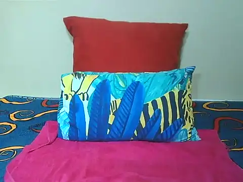 GAIGANTICBOOBS online show from November 14, 2025, 4:49 am