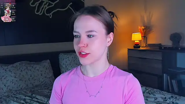 MaliaBourraine online show from March 13, 2026, 7:02 am