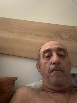 Snapshot of VyC7564 chatting on October 22, 2025, 1:16 am VyC7564 online show from October 22, 2025, 1:16 am