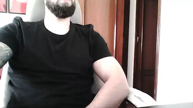 yourfantasy777 online show from April 22, 2026, 3:41 pm