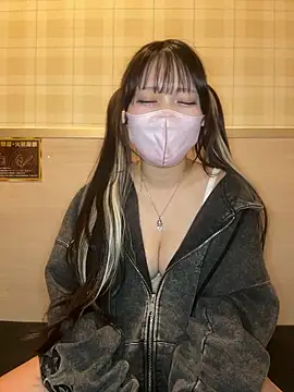 Snapshot of Yua_nyan_cute chatting on October 15, 2025, 11:18 am Yua nyan cute online show from October 15, 2025, 11:18 am