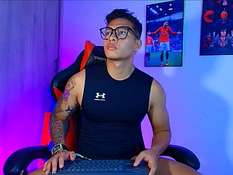 evan greey online show from September 18, 2025, 3:48 pm