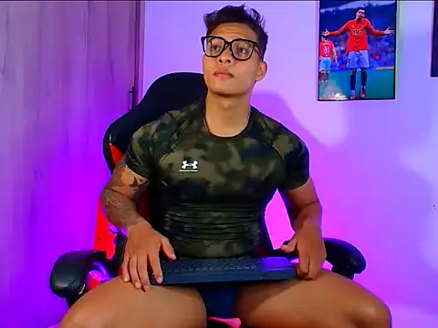 evan greey online show from October 8, 2025, 3:52 am