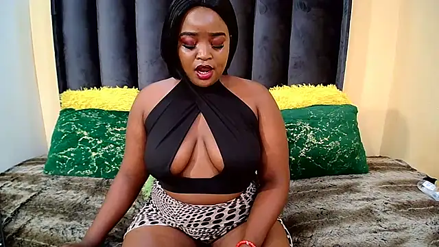 BendOveR0123 online show from November 19, 2025, 2:28 pm