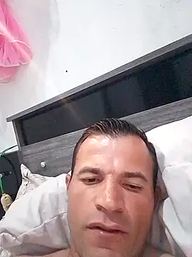 Snapshot of Claudiokkkkk chatting on February 14, 2026, 12:44 am Claudiokkkkk online show from February 14, 2026, 12:44 am