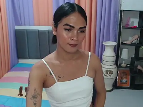 Sedictive Samantha online show from September 18, 2025, 7:50 pm