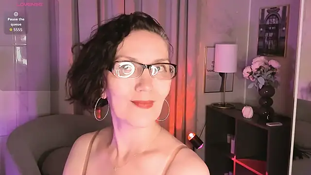 Irene Marlow online show from June 8, 2026, 1:44 pm