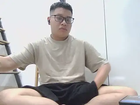 loveninja online show from June 23, 2026, 12:36 pm