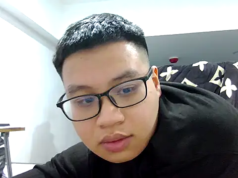 loveninja online show from January 8, 2026, 12:55 pm