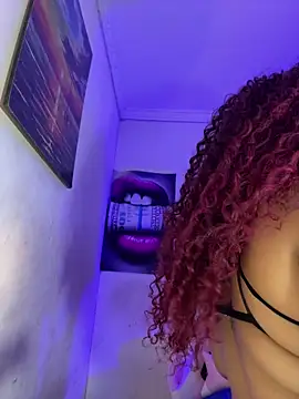 Snapshot of becca_wilsson chatting on February 21, 2026, 10:12 pm becca wilsson online show from February 21, 2026, 10:12 pm